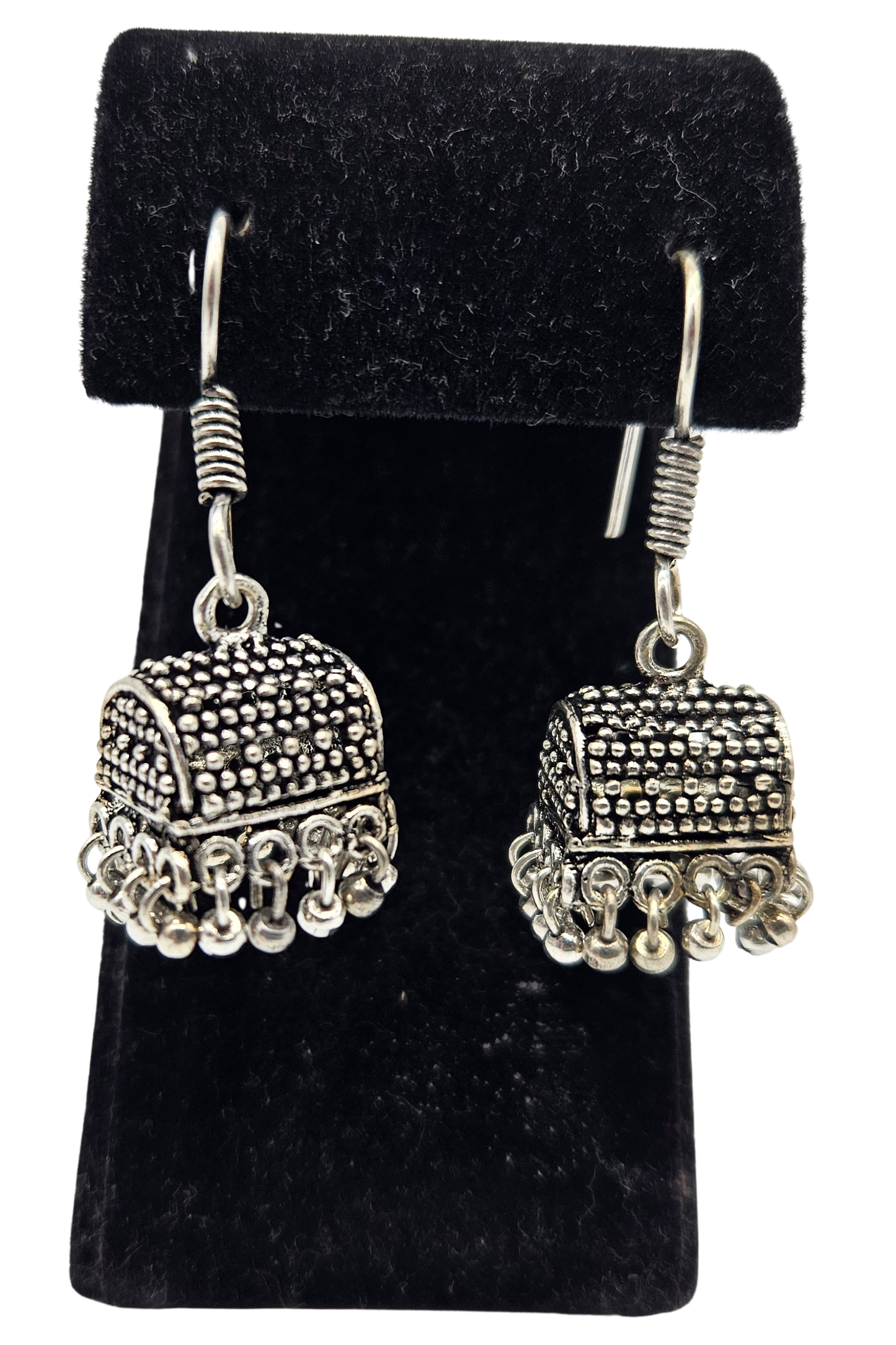 Aretes tradicionales Jhumka metálica. Cofre plateado