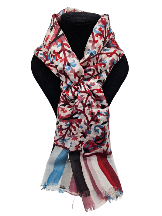 Mascada de seda estampada. Khani grande vino fondo blanco