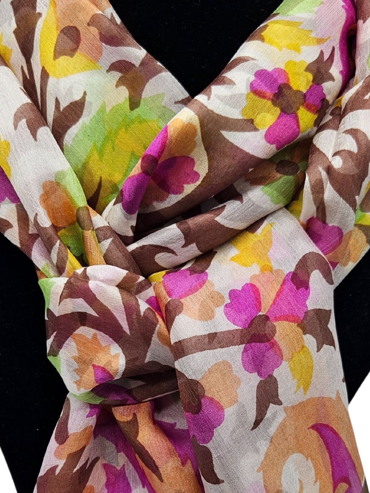 Mascada de seda estampada. Primavera