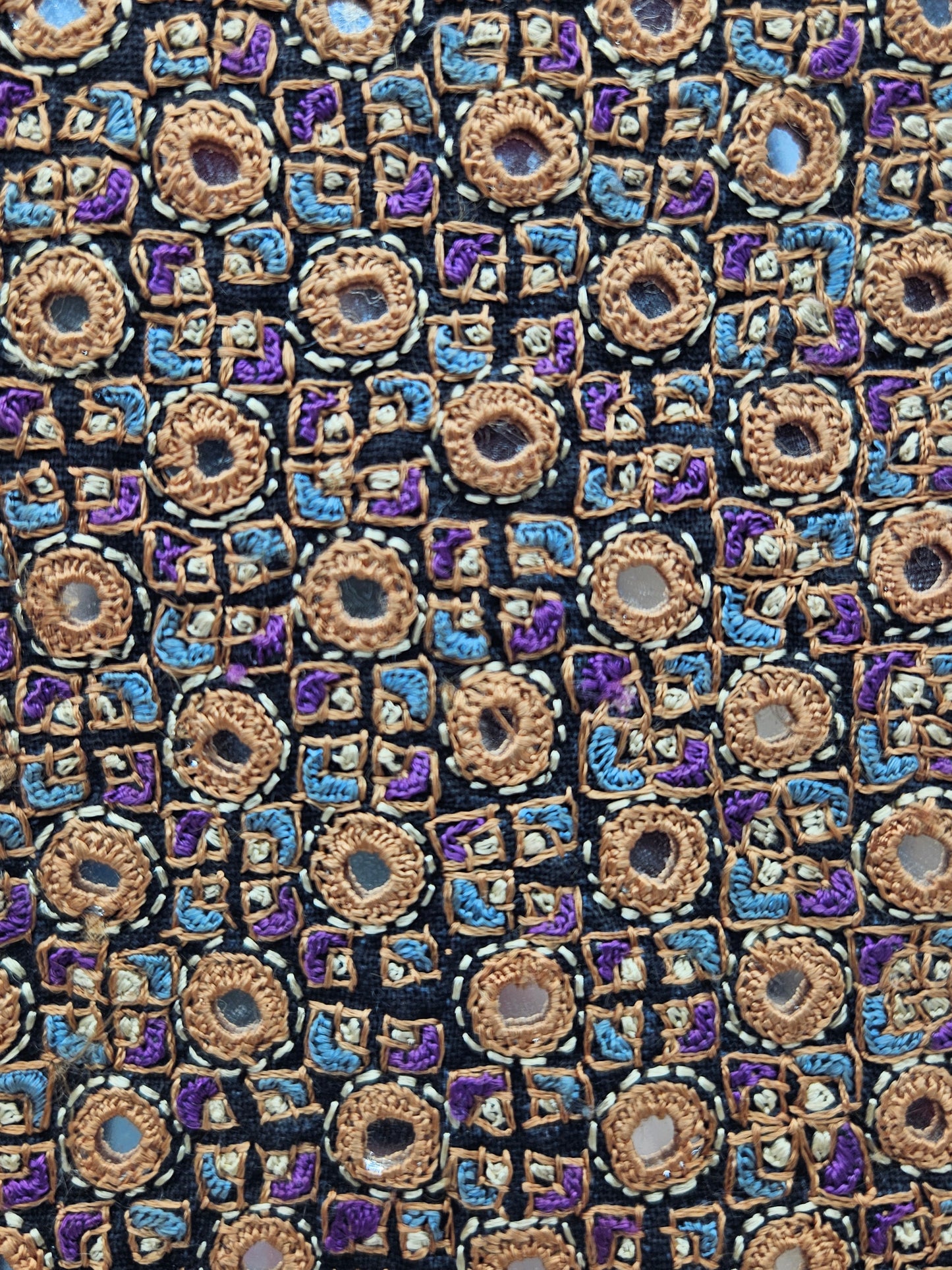 Bolso de mano bordado NTC Kutch 2
