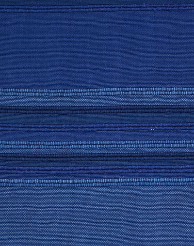 Colcha tejida en telar. Tarana azul