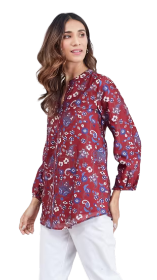 Túnica semi transparente estampada. Marrón. Nueva