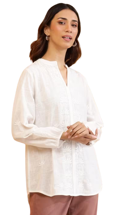 Blusa con bordado chikankari. Blanca PREVENTA