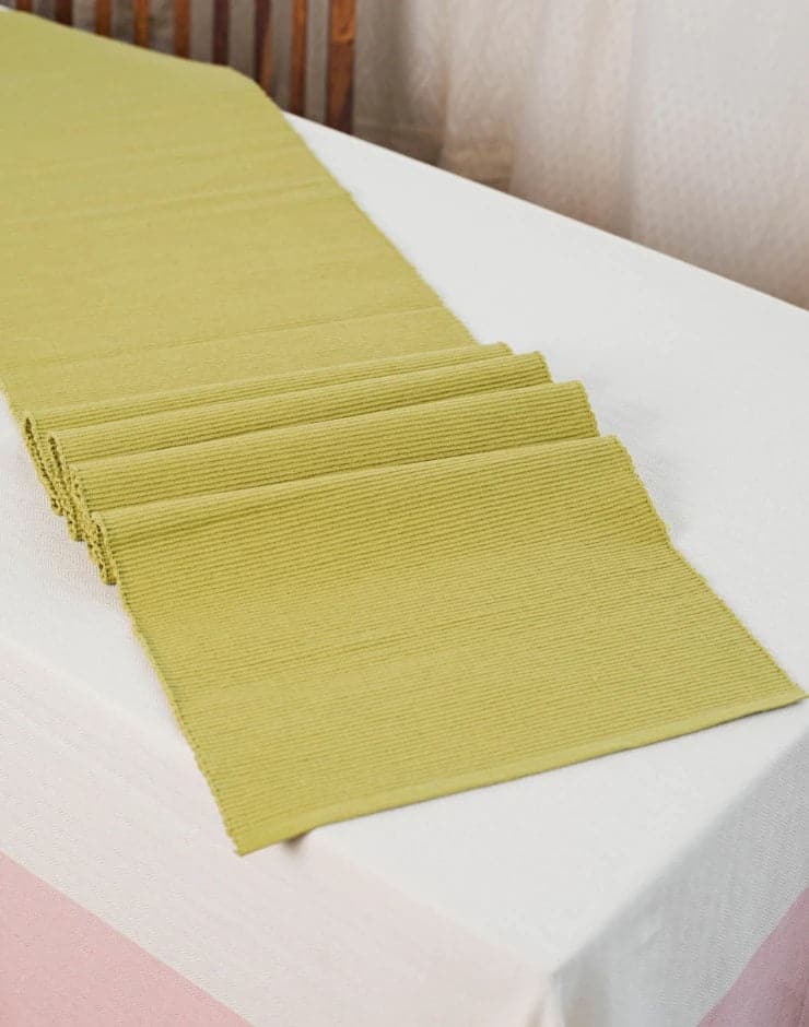Camino de mesa tejido en algodón. Prithi Verde