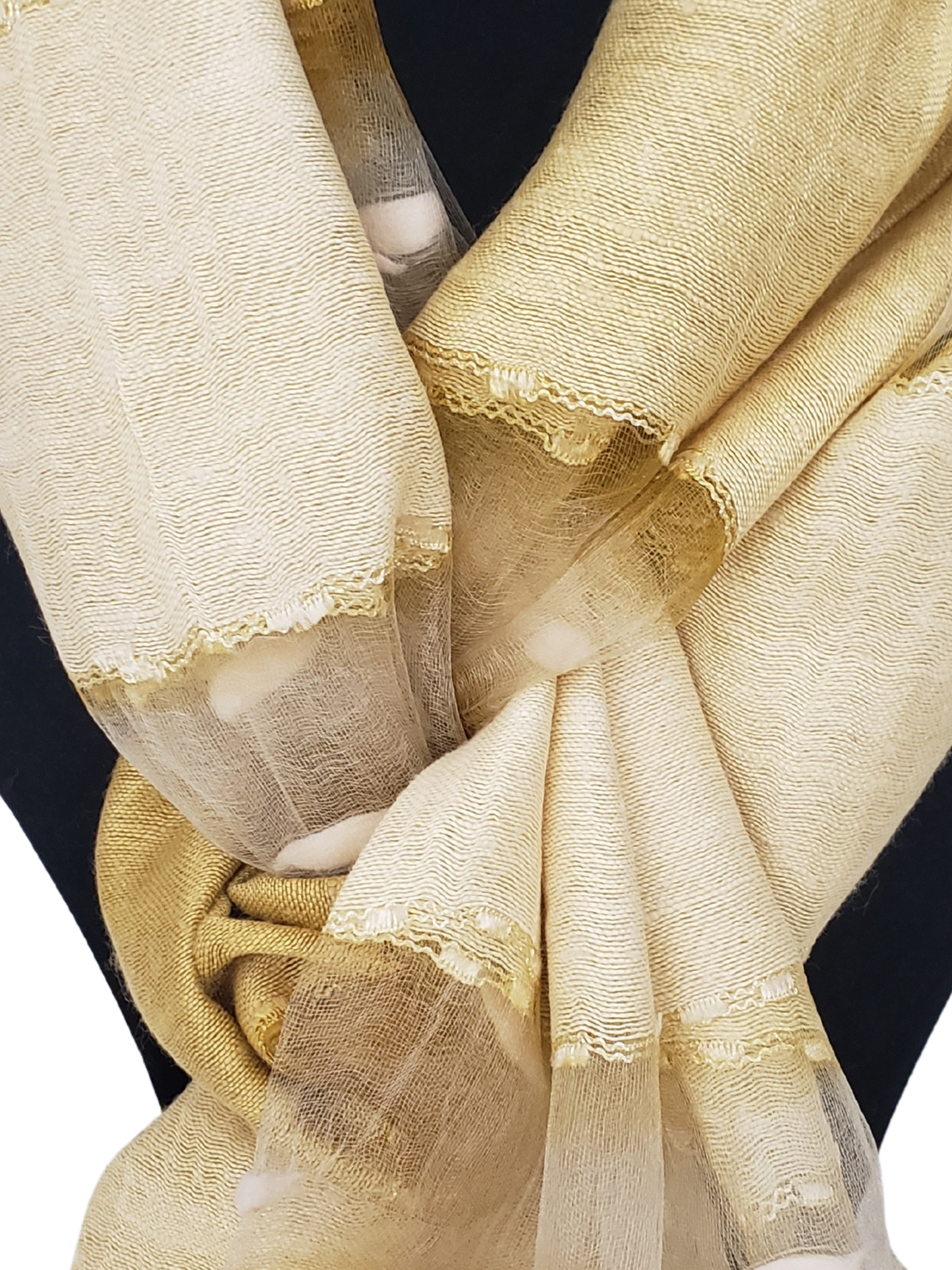 Mascada de seda cruda. Beige